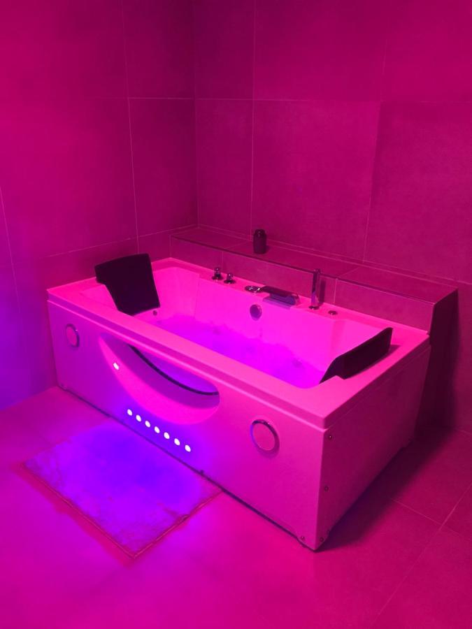Apartman 3Kk 80 M2 S Virivkou A Saunou Jihlava Bagian luar foto